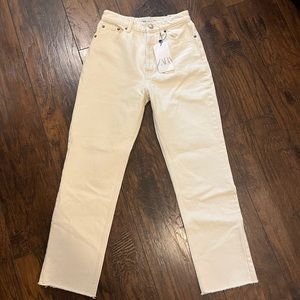 Zara- Cream ankle length jeans